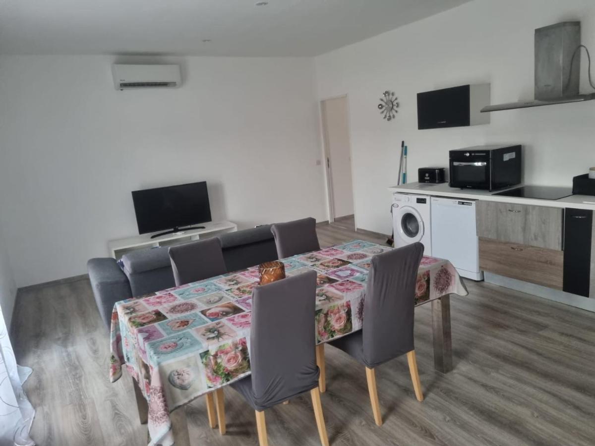 Appartement Sejour , Cure Cransac Au 1Er Etage 2 Nuits Minimum Exteriör bild